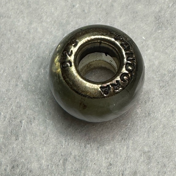 5/$20 single Glass Charm Bead - Picture 4 of 4